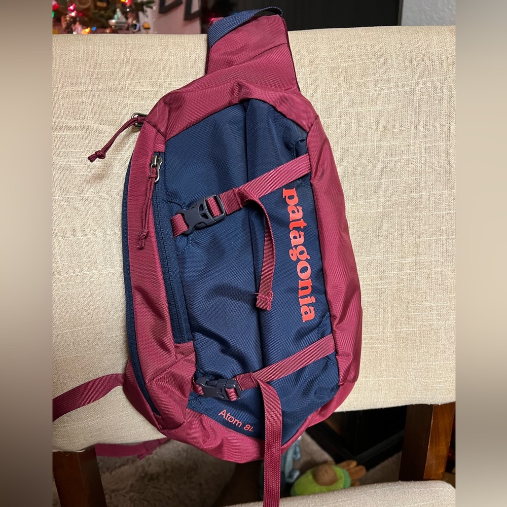 Patagonia Atom 8L Sling bag
